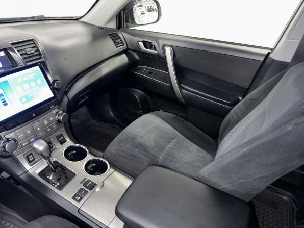 Toyota Highlander II (XU40) Рестайлинг с пробегом 2013 года, цена 1 850 000 рублей, 239510 км, внедорожник, Автокод Объявления