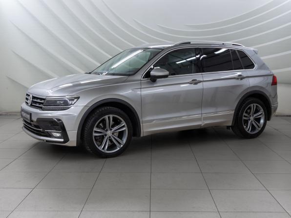 Volkswagen Tiguan II с пробегом 2018 года, цена 2 798 000 рублей, 116383 км, внедорожник, Автокод Объявления
