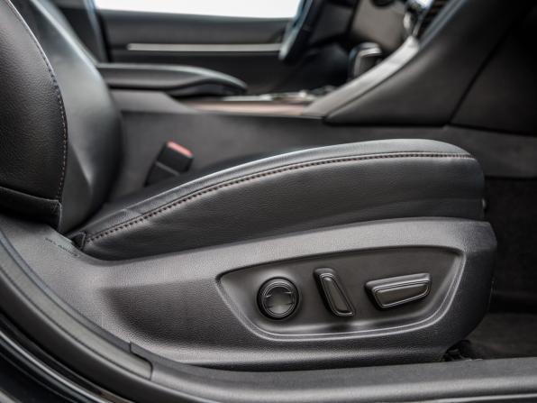 Toyota Camry VIII (XV70) с пробегом 2019 года, цена 2 548 000 рублей, 157592 км, седан, Автокод Объявления