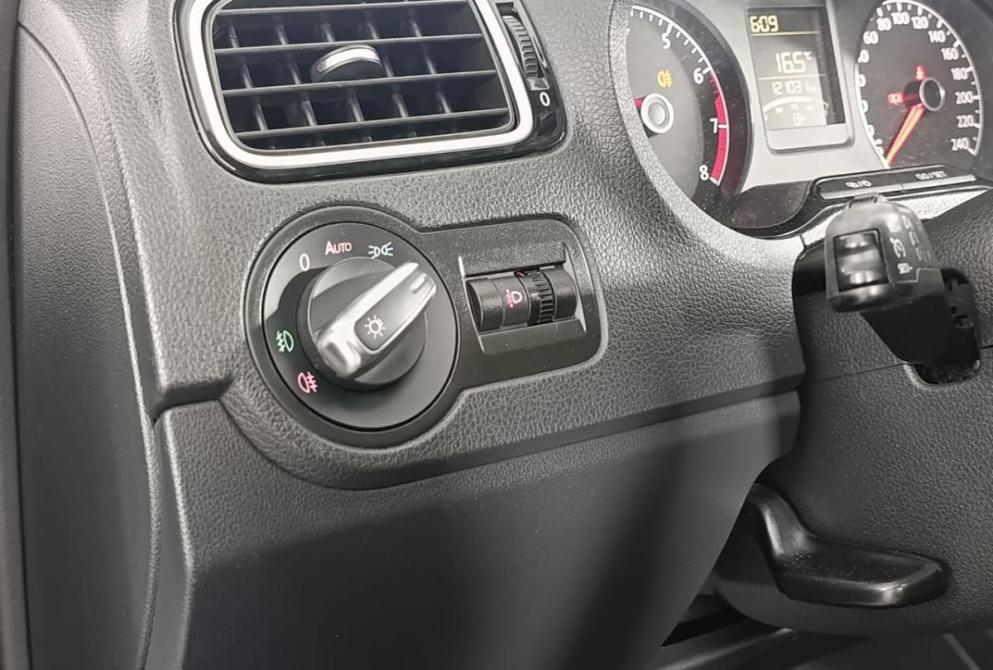 Volkswagen Polo V Рестайлинг Волгоград  - изображение 9