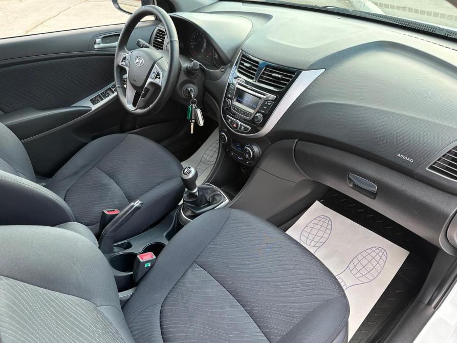 Hyundai Solaris I Рестайлинг Пермь  - изображение 9