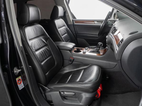Volkswagen Touareg II с пробегом 2010 года, цена 1 549 000 рублей, 251040 км, внедорожник, Автокод Объявления