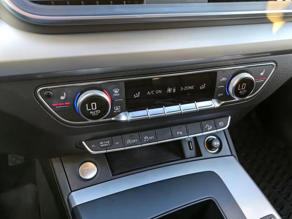 Audi Q5 II (FY) Рестайлинг с пробегом 2021 года, цена 3 888 000 рублей, 65000 км, внедорожник, Автокод Объявления