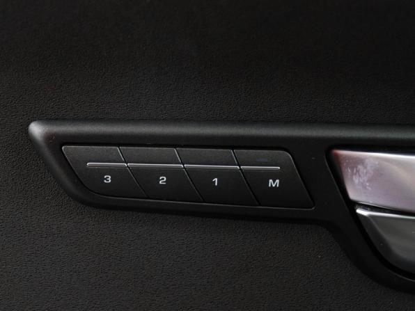 Land Rover Range Rover Evoque I с пробегом 2014 года, цена 2 147 000 рублей, 141738 км, внедорожник, Автокод Объявления