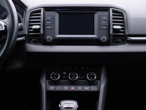 Skoda Karoq I с пробегом 2020 года, цена 2 095 000 рублей, 110000 км, внедорожник, Автокод Объявления