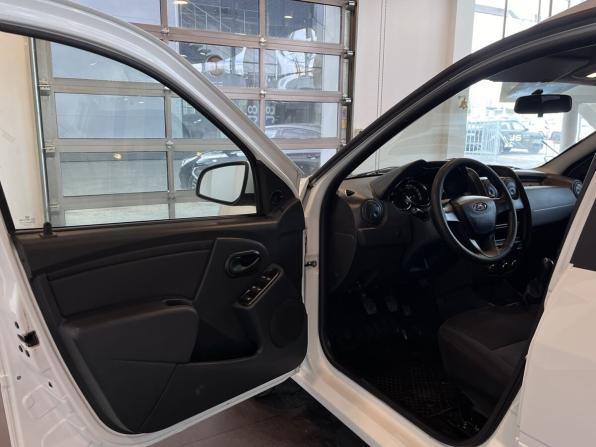 Lada (ВАЗ) Largus I Рестайлинг с пробегом 2024 года, цена 1 350 000 рублей, 26801 км, универсал, Автокод Объявления