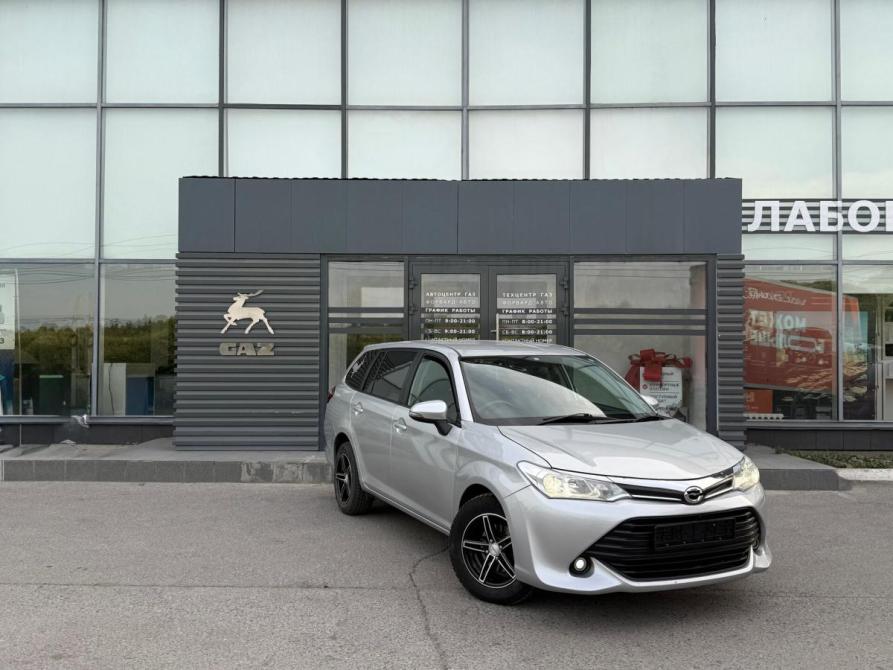 Toyota Corolla XI (E160 E170 E180) Рестайлинг 1 Омск  - изображение 1