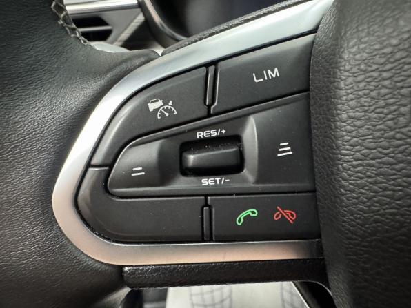 Geely Atlas Pro с пробегом 2024 года, цена 2 415 000 рублей, 30375 км, внедорожник, Автокод Объявления