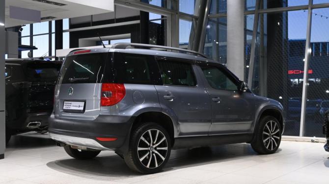 Skoda Yeti I с пробегом 2012 года, цена 795 000 рублей, 211534 км, внедорожник, Автокод Объявления