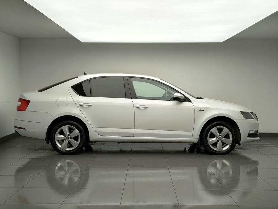 Skoda Octavia III (A7) Рестайлинг Москва  - изображение 5