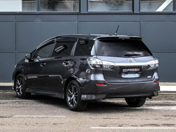 Toyota Wish II Рестайлинг с пробегом 2015 года, цена 1 499 000 рублей, 102191 км, минивэн, Автокод Объявления