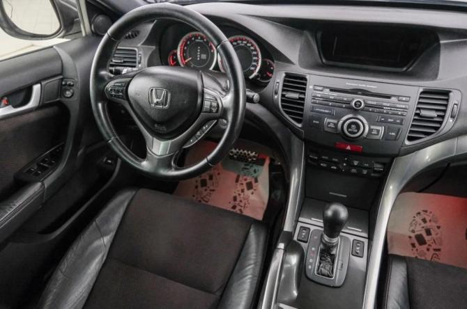 Honda Accord VIII Рестайлинг с пробегом 2012 года, цена 1 729 000 рублей, 218000 км, седан, Автокод Объявления
