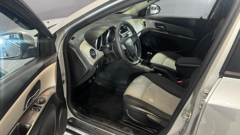 Chevrolet Cruze I Сургут  - изображение 6