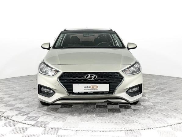 Hyundai Solaris II с пробегом 2019 года, цена 947 000 рублей, 170474 км, седан, Автокод Объявления