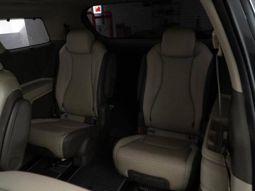Kia Carnival IV Москва  - изображение 12