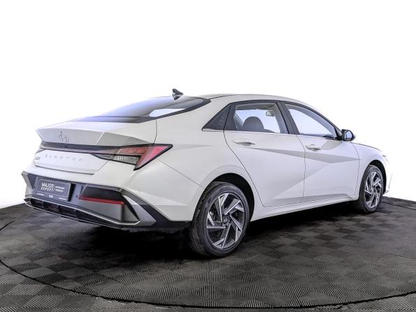 Hyundai Elantra VII (CN7) Рестайлинг с пробегом 2024 года, цена 2 140 000 рублей, 34821 км, седан, Автокод Объявления