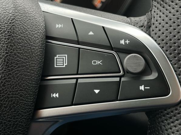 Lada (ВАЗ) Vesta I Рестайлинг (NG) с пробегом 2024 года, цена 1 295 000 рублей, 30111 км, универсал, Автокод Объявления