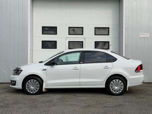 Volkswagen Polo V Рестайлинг с пробегом 2017 года, цена 1 085 300 рублей, 106616 км, седан, Автокод Объявления