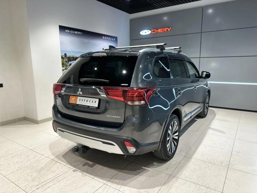 Mitsubishi Outlander III Рестайлинг 3 Новосибирск  - изображение 6
