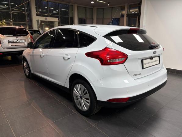 Ford Focus III Рестайлинг с пробегом 2018 года, цена 1 198 000 рублей, 44078 км, хэтчбек, Автокод Объявления