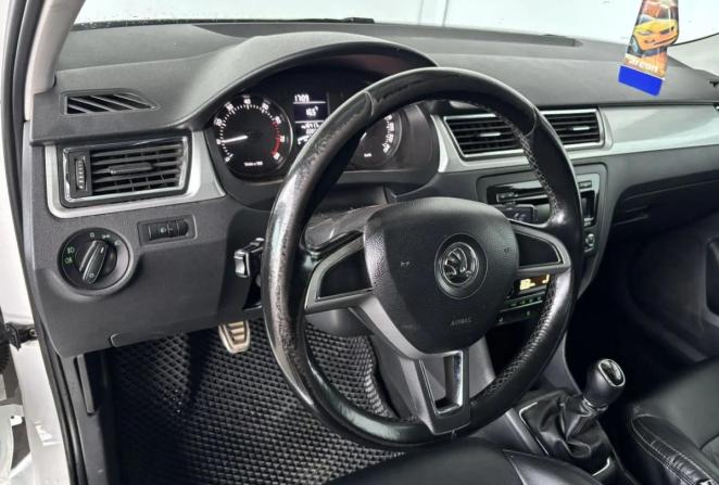 Skoda Rapid I с пробегом 2014 года, цена 835 000 рублей, 226015 км, лифтбек, Автокод Объявления