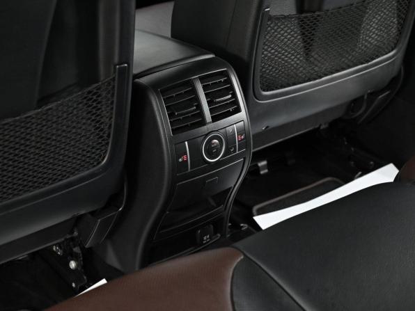 Mercedes-Benz GL-Класс I (X164) Рестайлинг с пробегом 2012 года, цена 1 359 000 рублей, 149372 км, внедорожник, Автокод Объявления