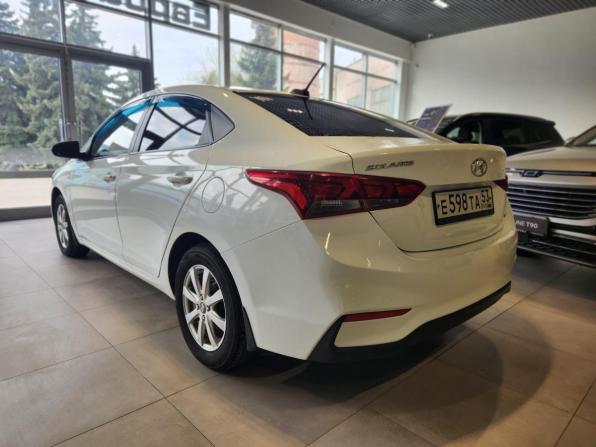 Hyundai Solaris II с пробегом 2017 года, цена 999 000 рублей, 201000 км, седан, Автокод Объявления