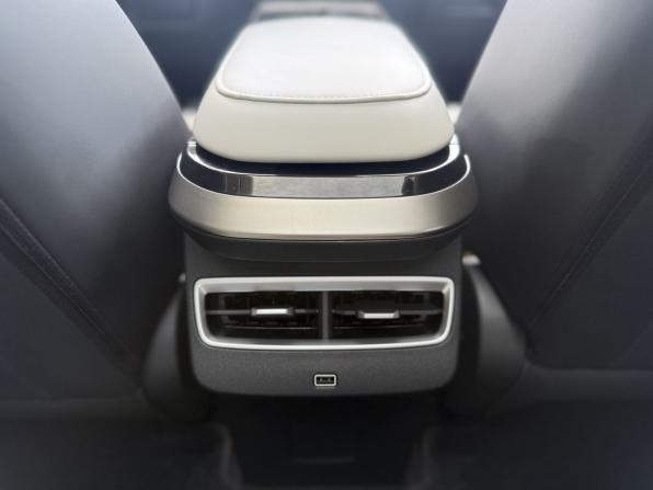 JETOUR DASHING I с пробегом 2024 года, цена 2 015 000 рублей, 36300 км, внедорожник, Автокод Объявления