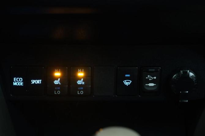 Toyota RAV4 IV (XA40) с пробегом 2013 года, цена 2 079 000 рублей, 187000 км, внедорожник, Автокод Объявления