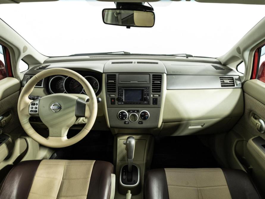 Nissan Tiida I Рестайлинг Санкт-Петербург  - изображение 13
