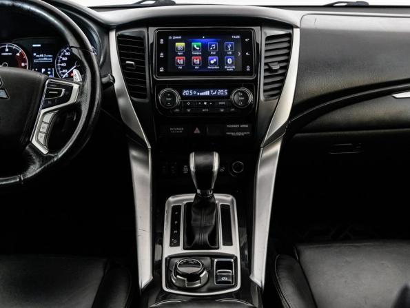 Mitsubishi Pajero Sport III с пробегом 2018 года, цена 2 599 000 рублей, 162405 км, внедорожник, Автокод Объявления