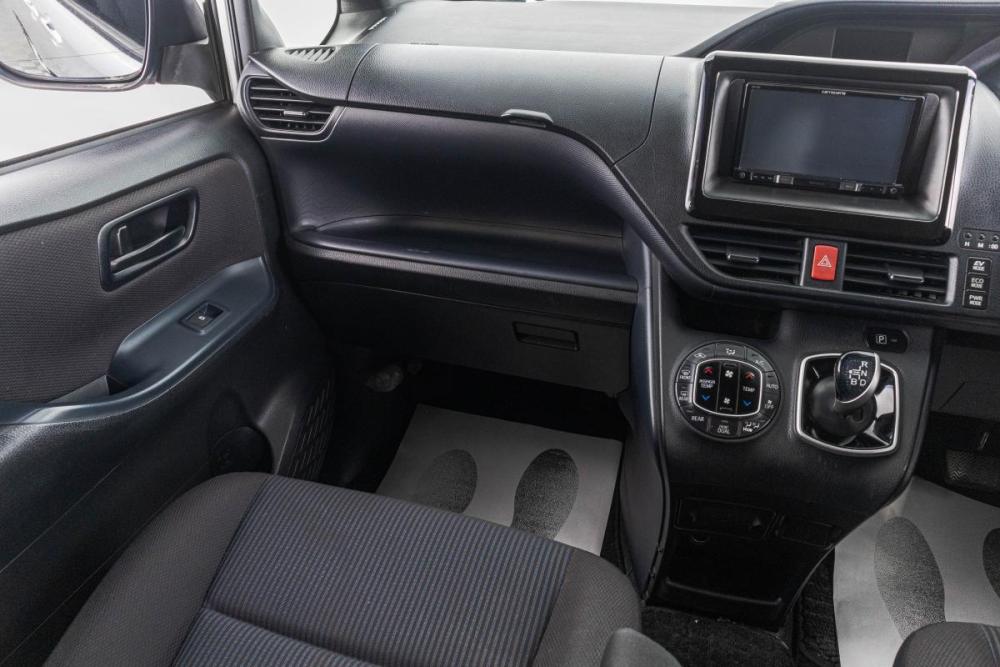 Toyota Noah III (R80) Барнаул  - изображение 18