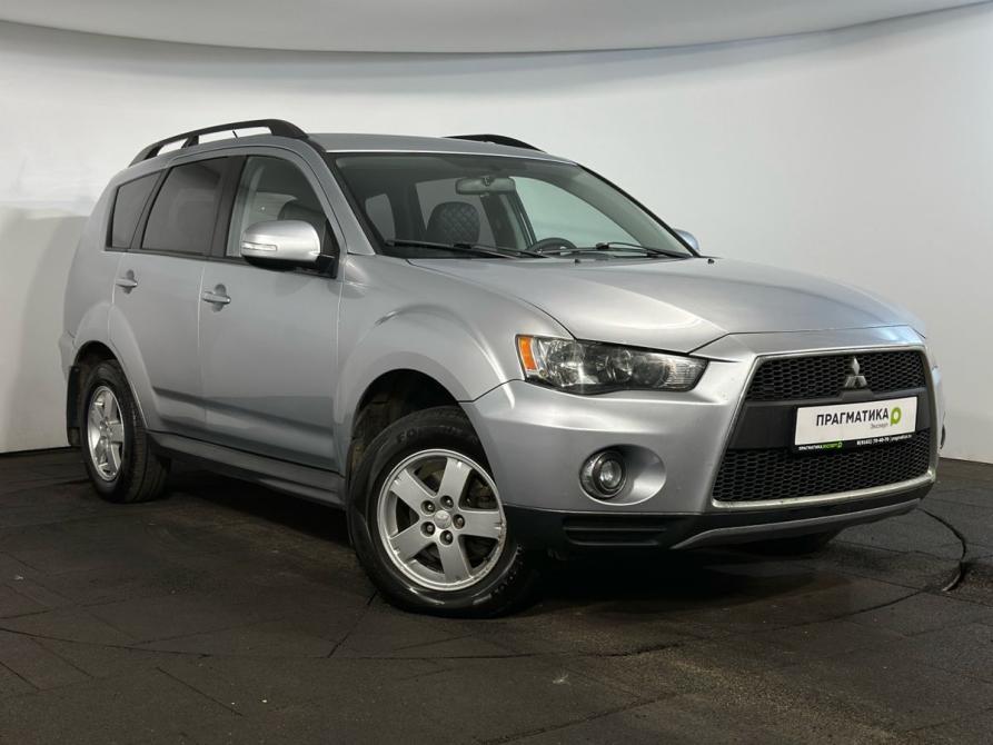 Mitsubishi Outlander II Рестайлинг Великий Новгород  - изображение 3