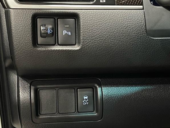 Toyota Camry VII (XV50) Рестайлинг с пробегом 2017 года, цена 1 540 000 рублей, 178341 км, седан, Автокод Объявления