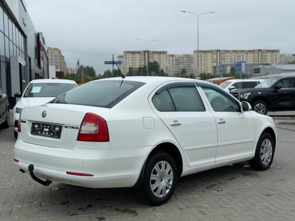 Skoda Octavia II (A5) Рестайлинг с пробегом 2013 года, цена 930 000 рублей, 178619 км, лифтбек, Автокод Объявления