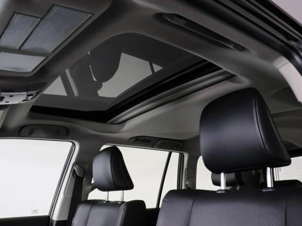 Toyota Land Cruiser Prado 150 Series Рестайлинг 3 с пробегом 2022 года, цена 7 199 000 рублей, 36407 км, внедорожник, Автокод Объявления