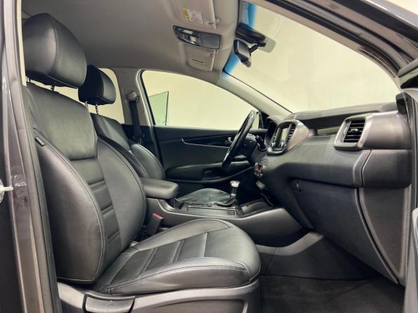 Kia Sorento III Prime Рестайлинг с пробегом 2019 года, цена 2 599 000 рублей, 170000 км, внедорожник, Автокод Объявления