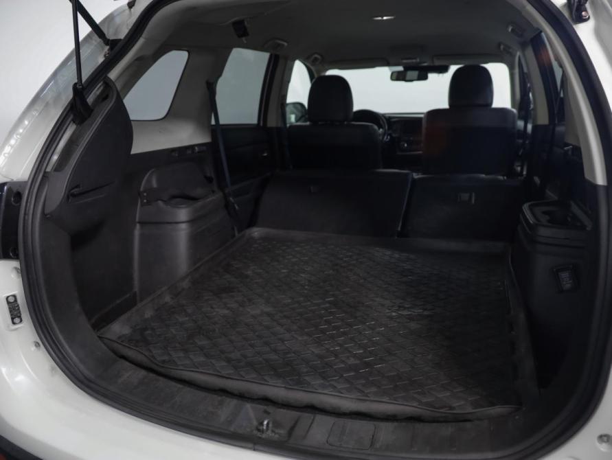 Mitsubishi Outlander III Рестайлинг 2 Санкт-Петербург  - изображение 24
