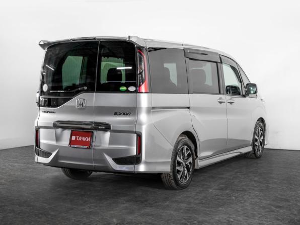 Honda Stepwgn V Рестайлинг с пробегом 2018 года, цена 2 290 000 рублей, 86003 км, минивэн, Автокод Объявления