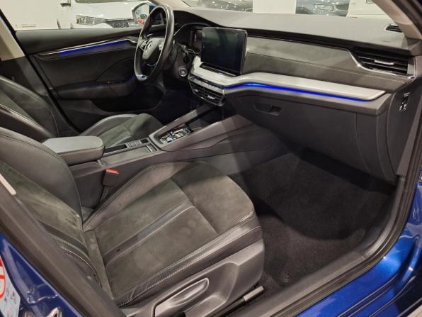 Skoda Octavia IV (A8) с пробегом 2021 года, цена 2 590 000 рублей, 76227 км, лифтбек, Автокод Объявления