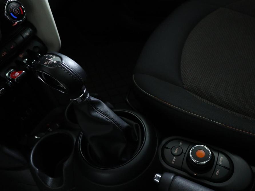 Mini Hatch III (F55/F56) Санкт-Петербург  - изображение 17