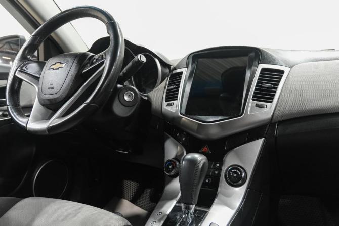Chevrolet Cruze I с пробегом 2012 года, цена 729 000 рублей, 196707 км, хэтчбек, Автокод Объявления
