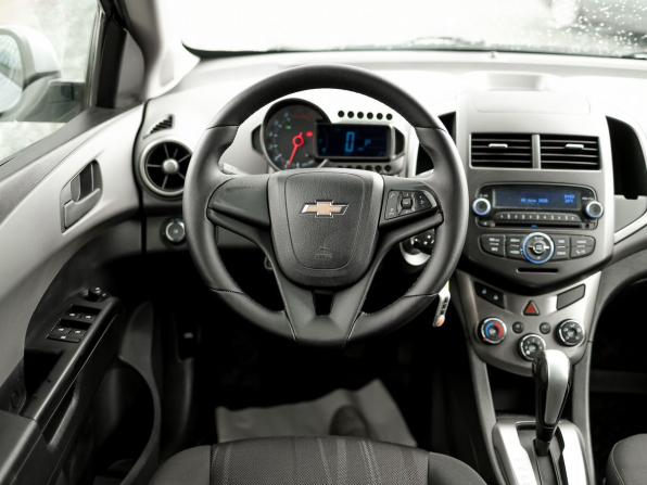 Chevrolet Aveo II с пробегом 2015 года, цена 819 000 рублей, 125724 км, седан, Автокод Объявления