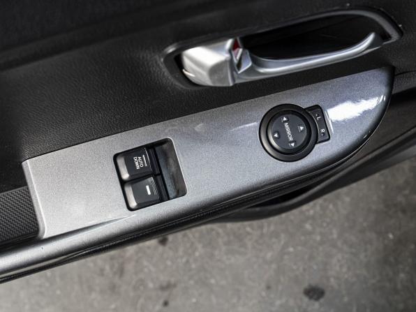 Kia Rio III Рестайлинг с пробегом 2016 года, цена 780 000 рублей, 95477 км, хэтчбек, Автокод Объявления