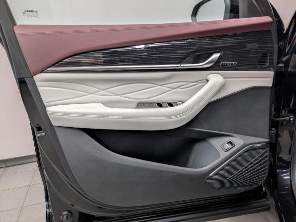 Geely Monjaro I с пробегом 2023 года, цена 2 735 000 рублей, 89462 км, внедорожник, Автокод Объявления