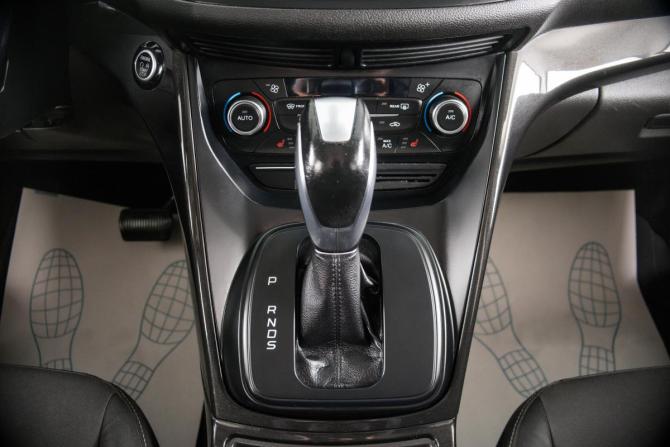 Ford Kuga II Рестайлинг с пробегом 2017 года, цена 1 739 000 рублей, 115963 км, внедорожник, Автокод Объявления