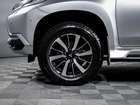 Mitsubishi Pajero Sport III с пробегом 2017 года, цена 3 299 000 рублей, 80000 км, внедорожник, Автокод Объявления