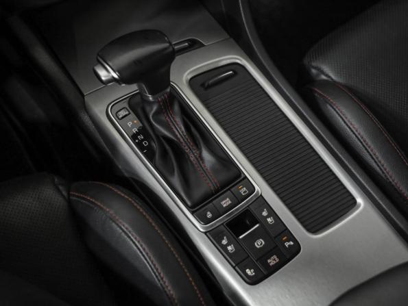 Kia Optima IV с пробегом 2018 года, цена 1 999 000 рублей, 132401 км, седан, Автокод Объявления