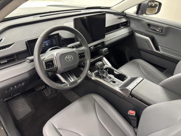 Toyota RAV4 VI (XA60) с пробегом 2026 года, цена 4 600 000 рублей, 25 км, внедорожник, Автокод Объявления