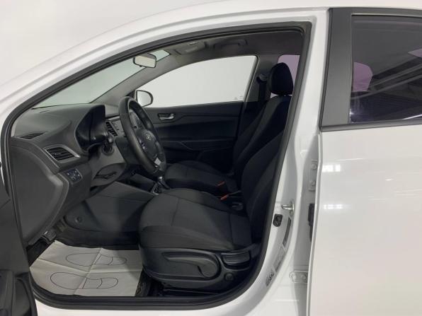Hyundai Solaris II Рестайлинг с пробегом 2021 года, цена 1 452 300 рублей, 112462 км, седан, Автокод Объявления